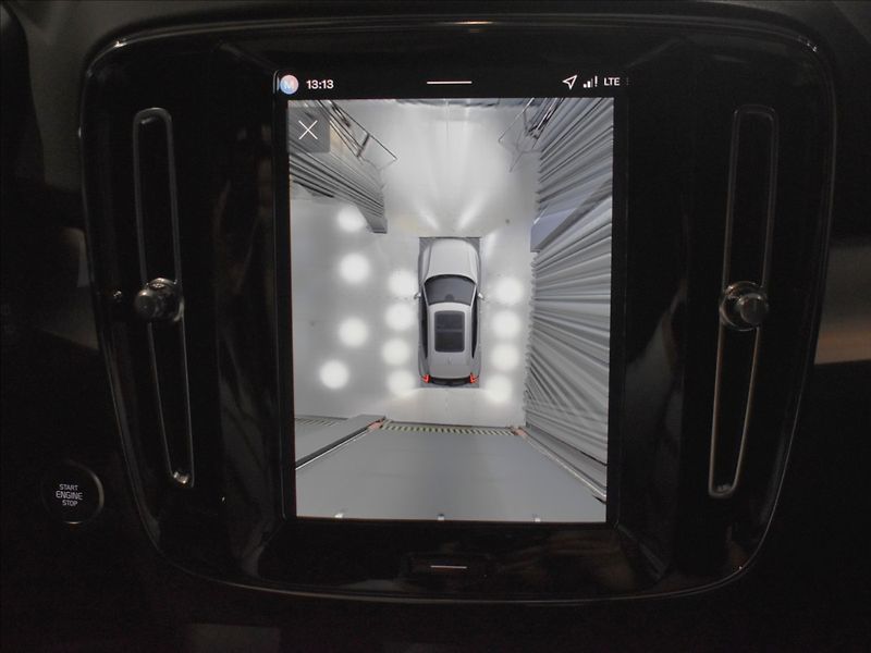 Volvo XC40 (2026) 2,0 B4  Plus Black Edition - fotka 24 z 25