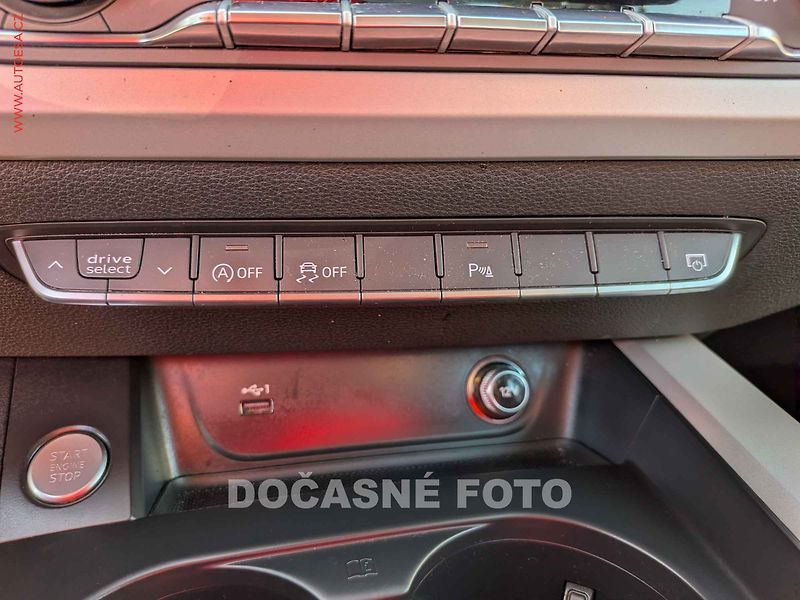 Audi A4 (2019) 2.0TFSi, ČR, AT, navi, LED - fotka 13 z 16