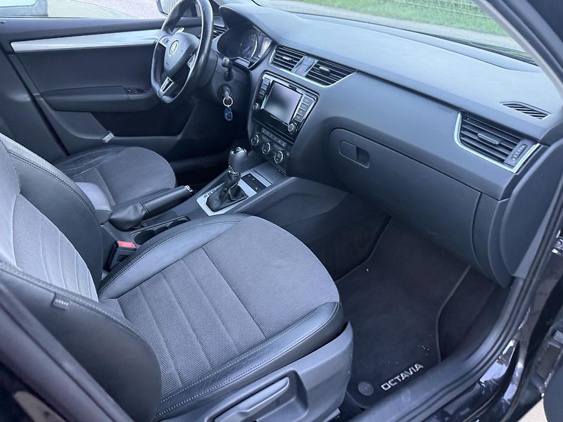 Škoda Octavia (2017) 1.6tdi - fotka 43 z 52
