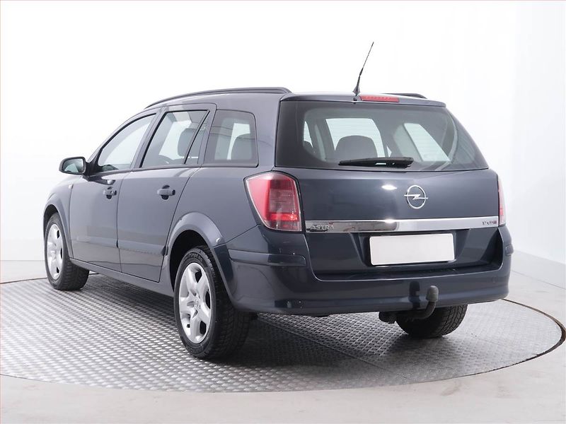Opel Astra (2007) 1.7 CDTI, Serv.kniha - fotka 4 z 17