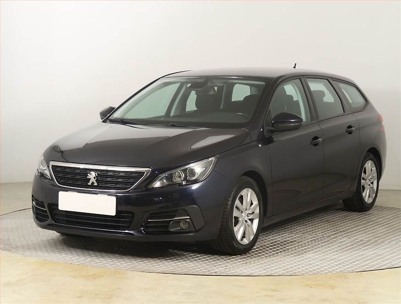 Peugeot 308 (2019) 1.2 PureTech, Serv.kniha, Navi - fotka 2 z 21