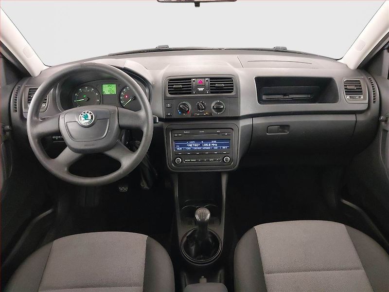 Škoda Fabia (2010) Style 1.2, po STK, dobrý stav - fotka 7 z 15