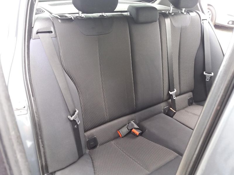 BMW Řada 1 118d,2.0D ,AUTOMAT , ZADÁNO !! - fotka 19 z 27