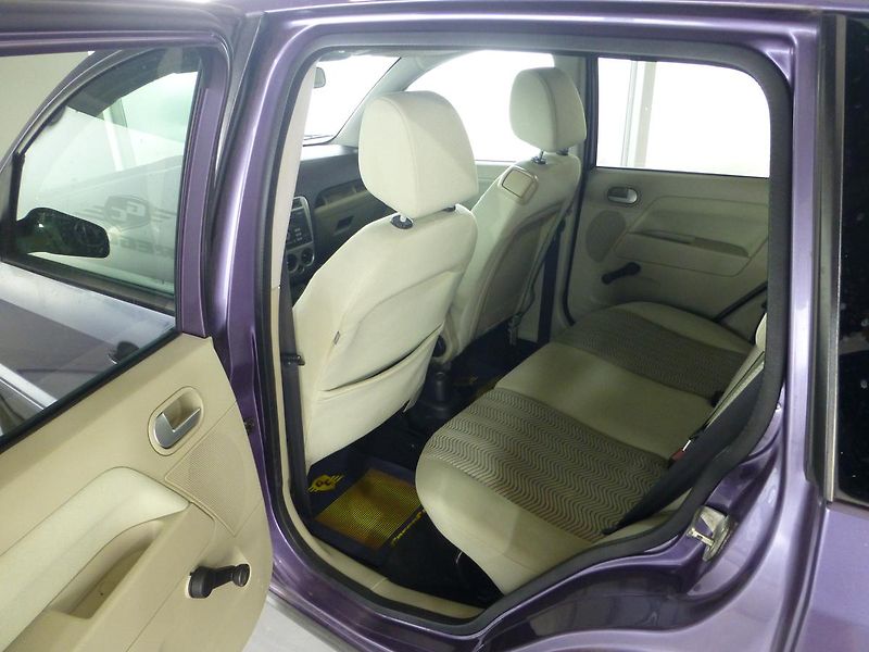 Ford Fusion (2008) 1,4TDCI*KLIMATIZACE**AUTOMAT!! - fotka 13 z 25