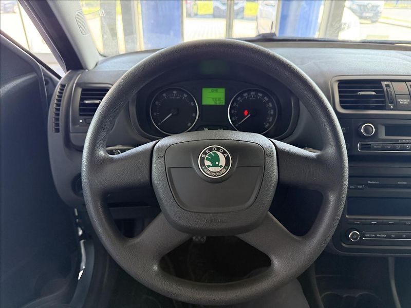 Škoda Fabia 1,2   TSI 77kW,1.MAJ,SERVISKA - fotka 13 z 22