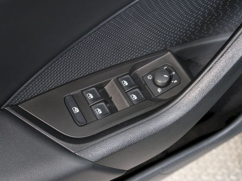 Škoda Octavia (2024) STYLE 2.0TDI 110KW - fotka 37 z 40