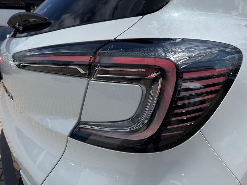 Renault Captur (2025) 1,0 TCe 67 kW Techno NOVÉ - fotka 12 z 24