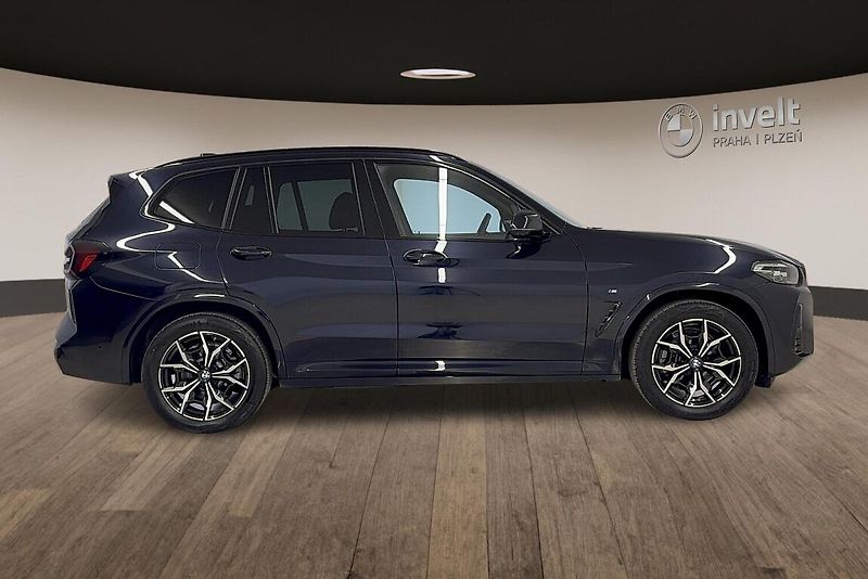 BMW X3 xDrive20d - fotka 2 z 13