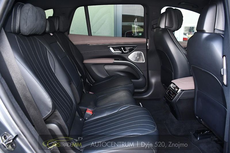 Mercedes-Benz EQS 450 4M SUV AMG TAŽNÉ HUD - fotka 18 z 58