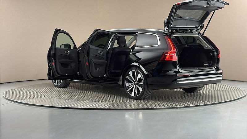 Volvo V60 2.0 T6 AUT AWD Recharge Plus B - fotka 7 z 34