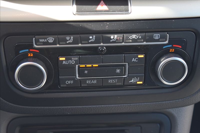 Seat Alhambra 1,4 TSi 110KW KLIMA NOVÁ NÁPLŇ - fotka 42 z 48