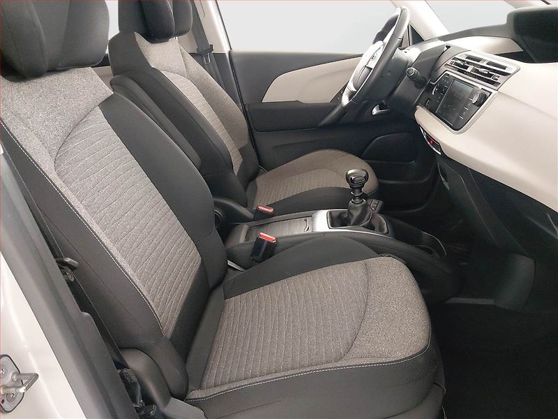Citroën Grand C4 SpaceTourer (2019) 1.5 HDi, 7 míst, ČR,1.maj - fotka 9 z 23