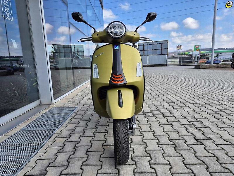 Vespa (2026) GTS 310 SUPERSPORT - fotka 9 z 60