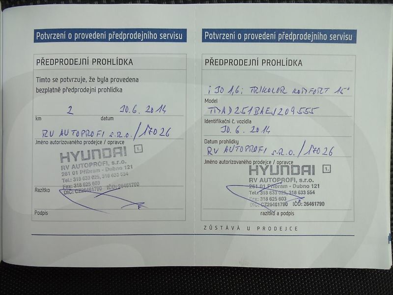 Hyundai i30 1,6i 88kW - fotka 45 z 48