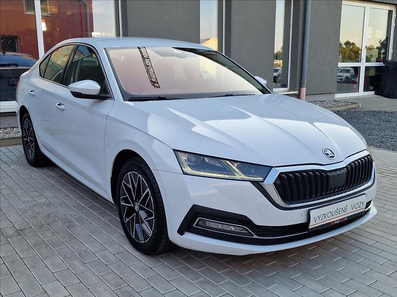 Škoda Octavia 2.0TDI Style, původ ČR,1.Maj. - fotka 3 z 50