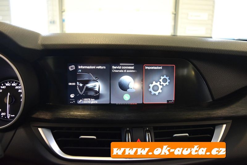 Alfa Romeo Stelvio 2.2 JTD Q4 FACELIFT 2021 - fotka 39 z 56