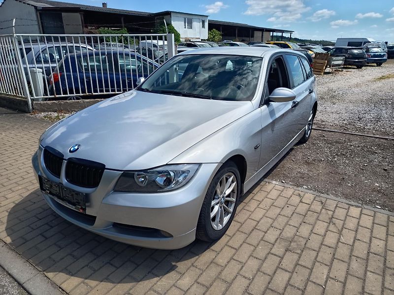 BMW Řada 7 (2006) 2.0 95kw - fotka 13 z 49