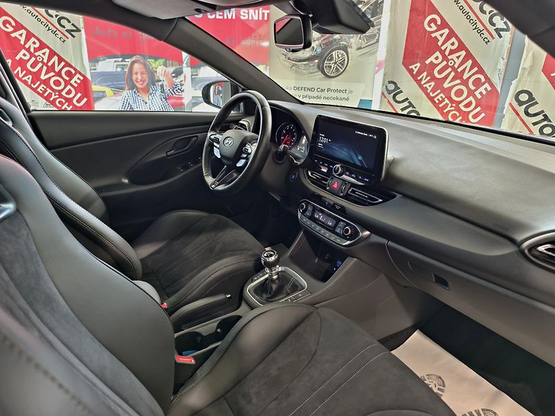 Hyundai i30 2.0 T-GDI 206kW N Performance  - fotka 9 z 25