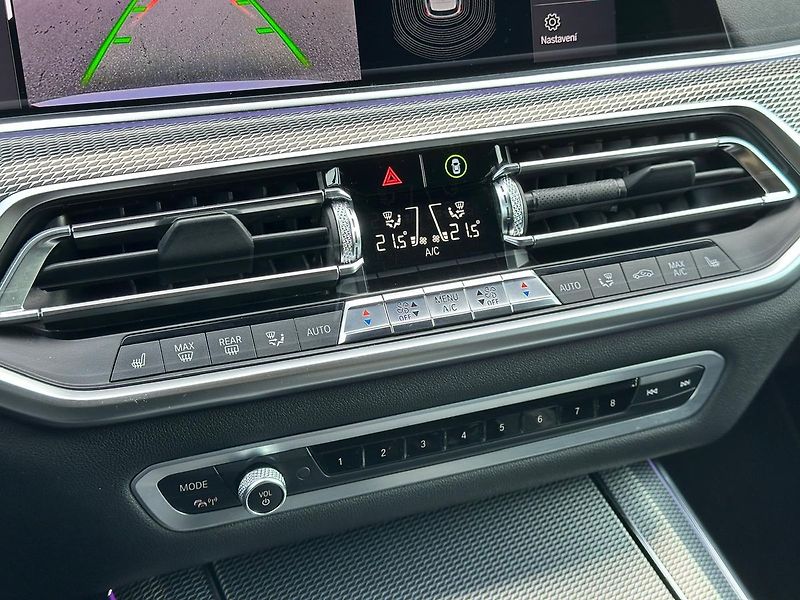 BMW X5 30D xDrive M-Sport - fotka 13 z 14
