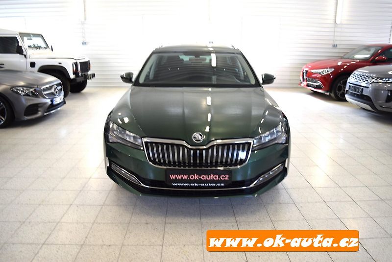 Škoda Superb 1.4 TSI iV DSG 160 kW PRAV.SER - fotka 12 z 63