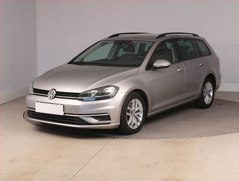 Volkswagen Golf (2017) Highline 2.0 TDI, Automat - fotka 2 z 16