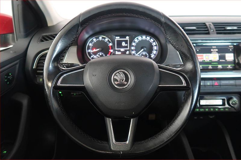 Škoda Fabia (2016) Ambition 1.0, Park. senzory - fotka 16 z 18
