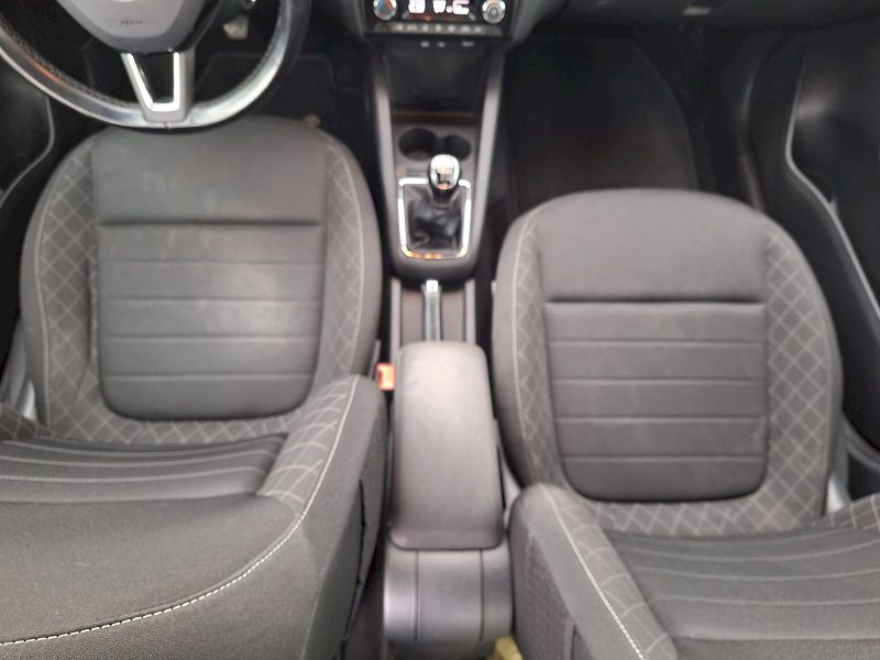 Škoda Fabia (2018) 1.0 TSI / 81 kW / 6MP / STYLE - fotka 12 z 30