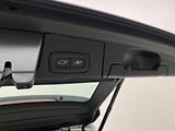 Volvo XC60 B5 AWD DARK ULTIMATE AUT CZ - náhled 33