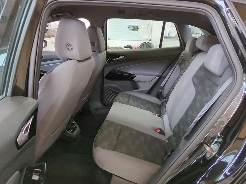 Volkswagen ID.4 150kw, PERFORMACE SOH 96,0% - fotka 7 z 9