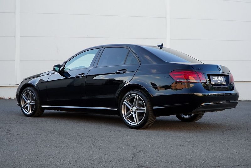 Mercedes-Benz Třídy E 200 cdi EXECUTIVE - fotka 9 z 30