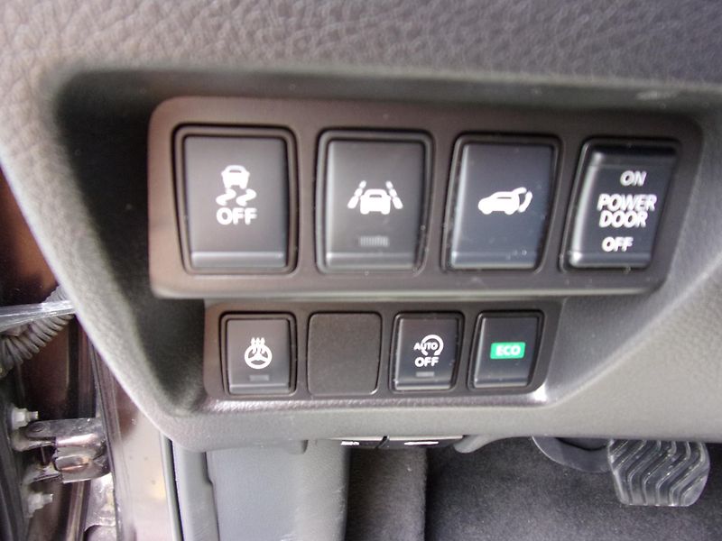 Nissan X-Trail (2020) 1.3DIG-T 117kW DCT CONECTA CZ - fotka 16 z 28