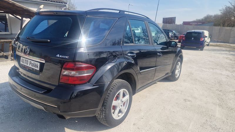 Mercedes-Benz Třídy M 3,0 TDI - fotka 5 z 10