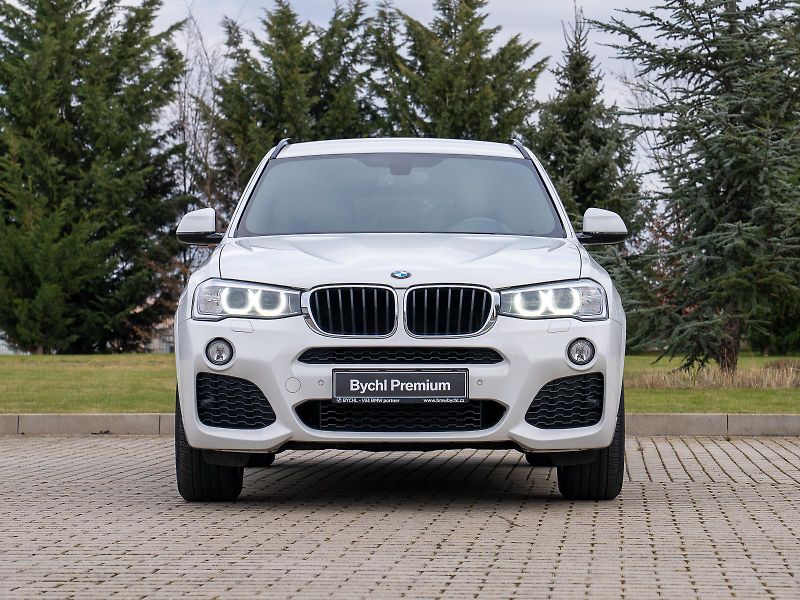 BMW X3 xDrive20d (F25) Model M Sport - fotka 4 z 26