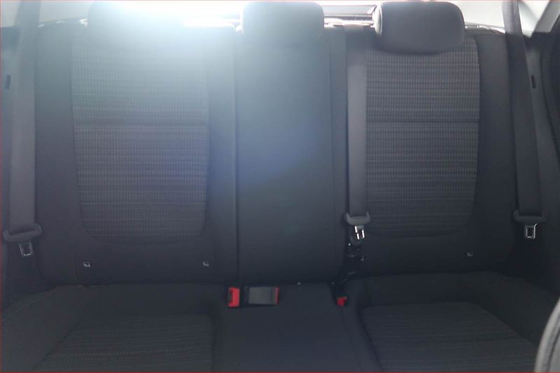 Kia Stonic (2023) Exclusive 1.0 T-GDI, EXCLUSIVE - fotka 10 z 17
