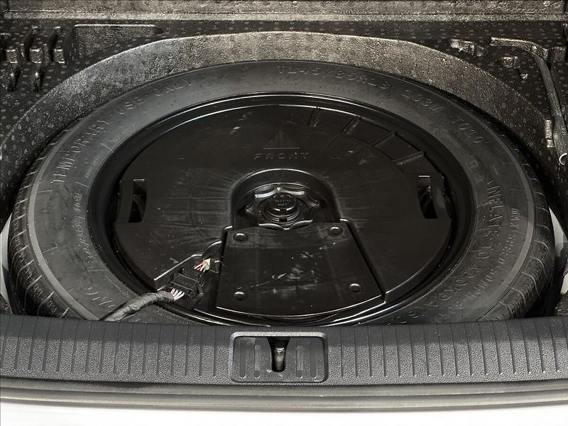 Volkswagen Tiguan 2,0 TDi  DSG R-Line IQ Light K - fotka 44 z 46
