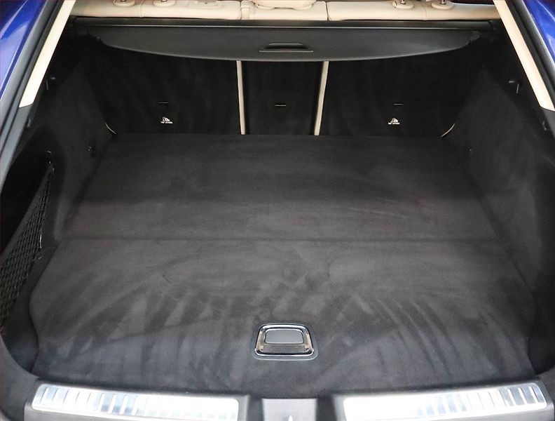 Mercedes-Benz GLC (2018) 300 - fotka 14 z 25
