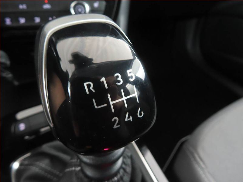 Opel Mokka (2024) 1.2 Turbo - fotka 13 z 15