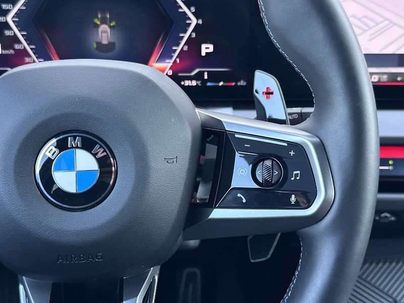 BMW X3 M50 xDrive - fotka 12 z 31