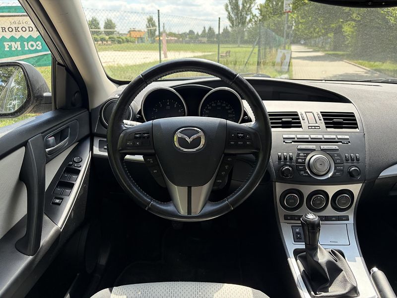 Mazda 3 1.6 TX Navi - fotka 23 z 30