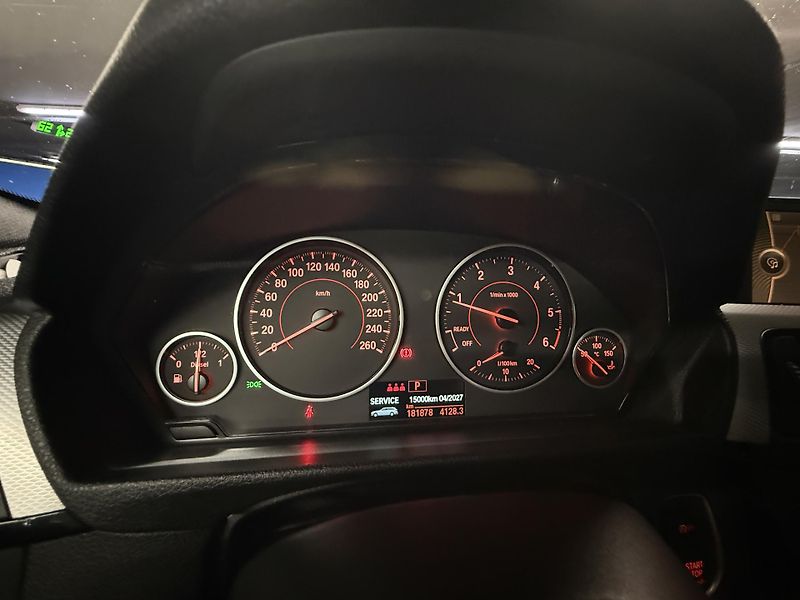 BMW Řada 3 (2013) Mpacket, 320xd - fotka 5 z 18