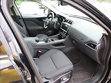 Jaguar F-Pace 2,0 20D 132KW,PURE AWD,DPH,ČR - náhled 12