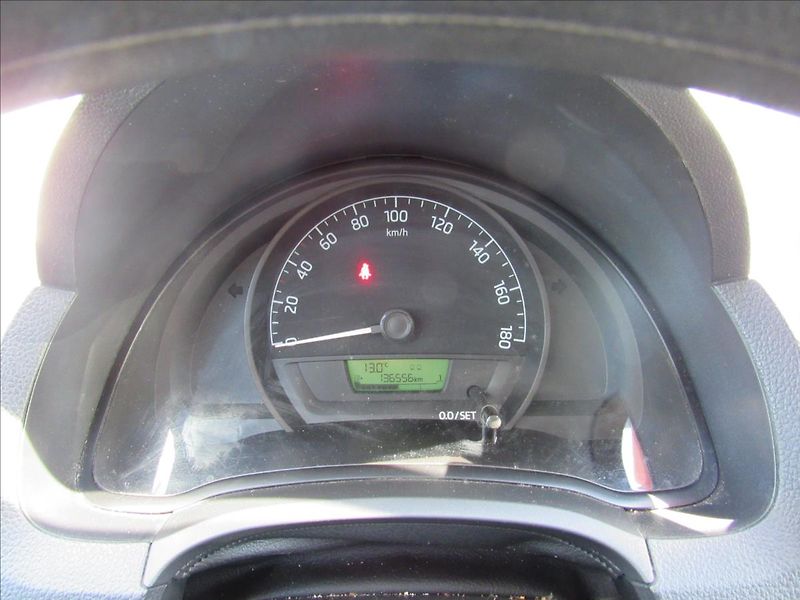 Škoda Citigo 1,0 MPi 44kW - fotka 13 z 26