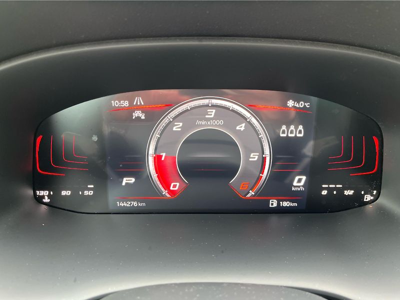 Seat Ateca XPERIENCE 2.0 TDI 110kW 4WD DS - fotka 14 z 27