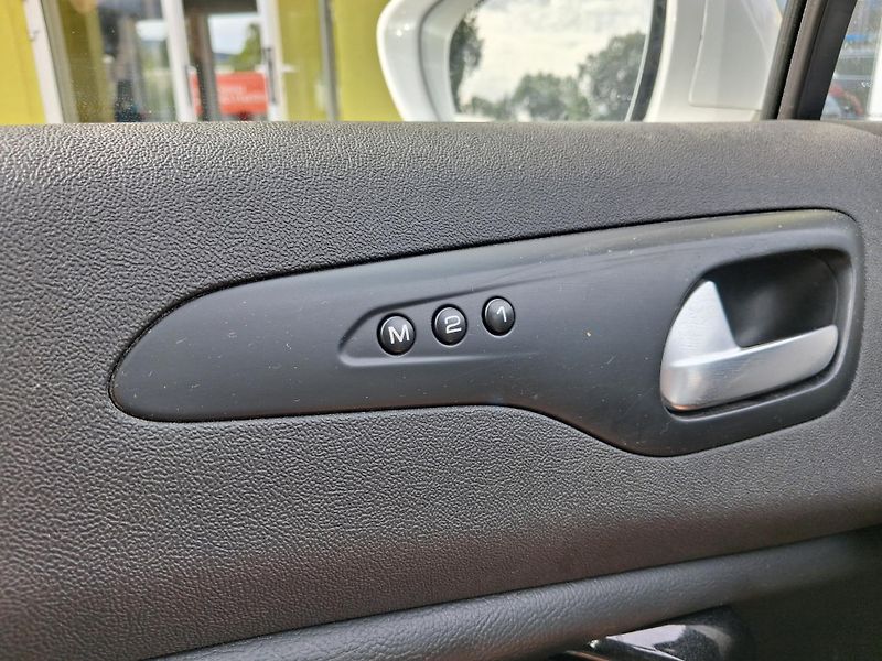 Citroën C5 (2016) 2,0HDi EXCLUSIVE TOP VÝBAVA ! - fotka 30 z 52
