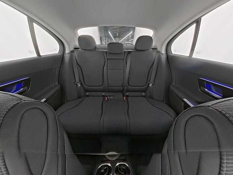 Mercedes-Benz Třídy C C180 Avantgarde Advance - fotka 8 z 9