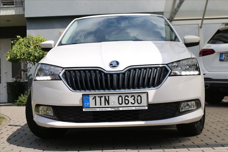 Škoda Fabia 1,0 ČR, 1. Majitel - fotka 2 z 33