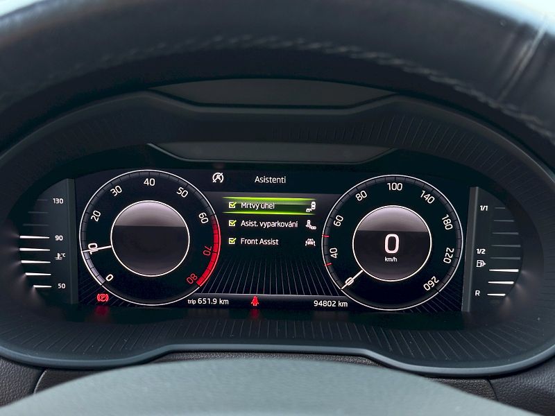 Škoda Octavia (2018) Combi 1.4 TSI 110 kW L&K - fotka 16 z 21