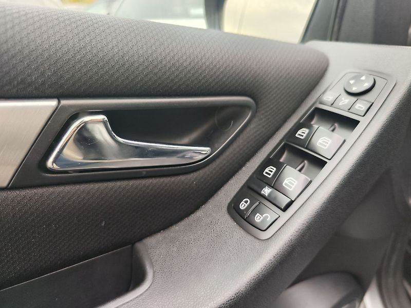 Mercedes-Benz Třídy B 180CDI/80kW Special Edition - fotka 20 z 21