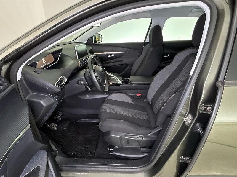 Peugeot 3008 Active - fotka 7 z 27