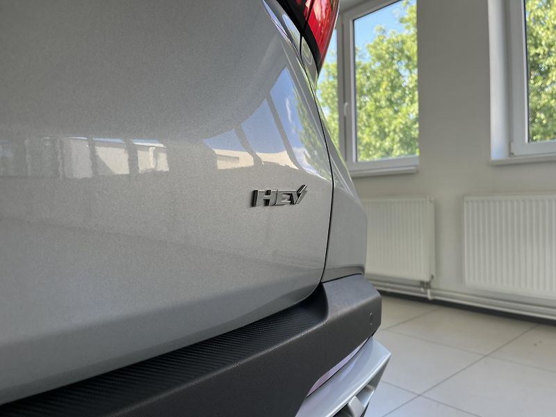 Omoda 5 (2026) 1.5. TGDI HEV PREMIUM - fotka 9 z 18